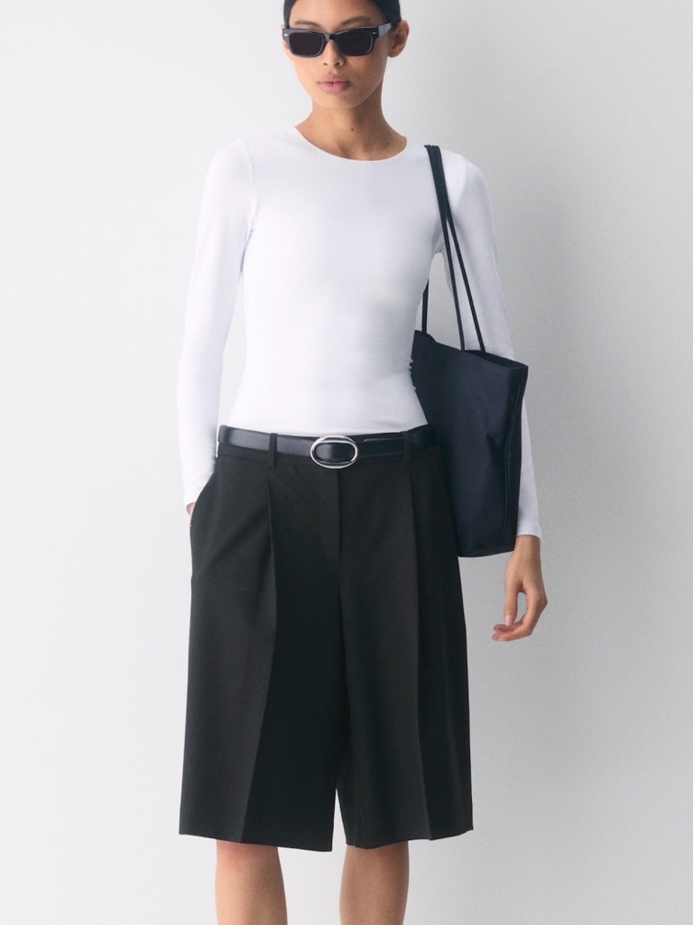 Aritzia Original Contour Splendid Crew Longsleeve Top